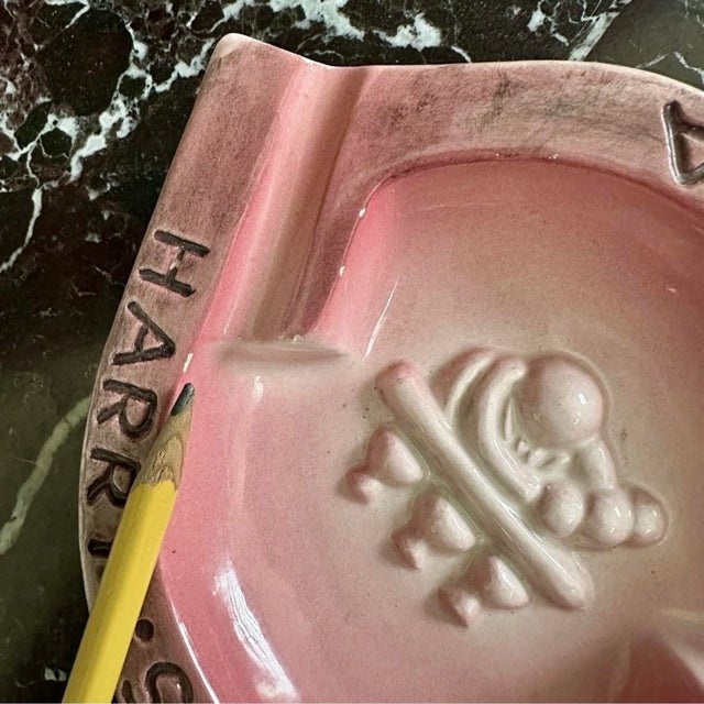 Rare Vintage Harry's Bar Venezia Venice Italy Pink Ceramic Ashtray Trinket Dish Catch All For Sale In Fayetteville, AR - Image 6 of 8