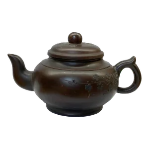 Chinese Handmade Yixing Zisha Clay Teapot With Artistic Accent