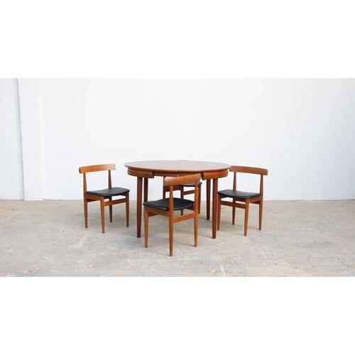 Roundette Dining Table and Chairs by Hans Olsen for Frem Røjle, 1960, Set of 5 For Sale - Image 6 of 11