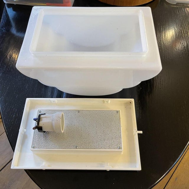 Wall Light in Opaline Glass by attributed to Kazuhide Takahama for Leucos, 1980s For Sale - Image 9 of 11