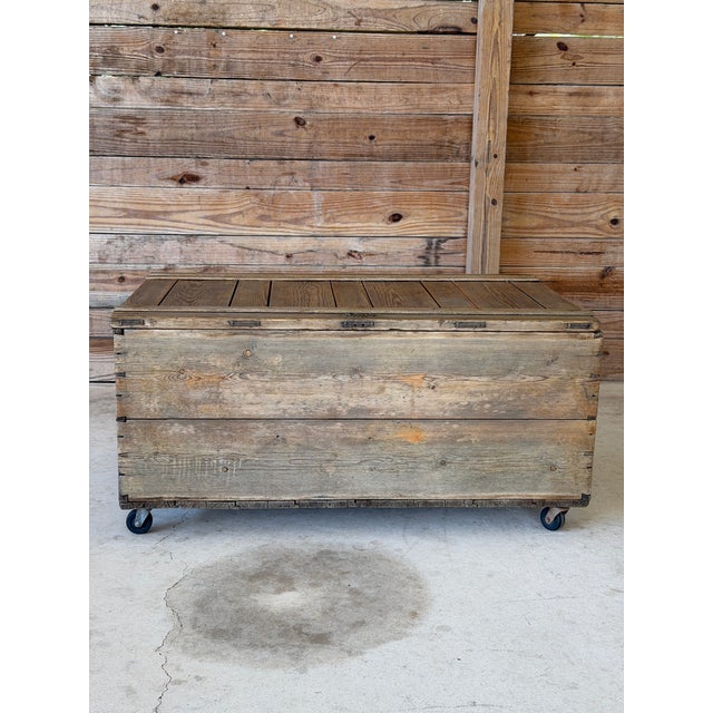 Late 19th Century Primitive Pine Blanket Storage Chest on Original Casters For Sale - Image 10 of 12