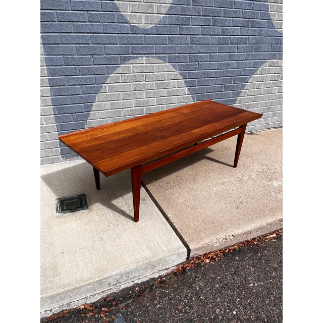 Finn Juhl for France & Son Made by Povl Dinesen Teak Coffee Table, Denmark, 1960s Beautiful vintage Danish Modern coffee...