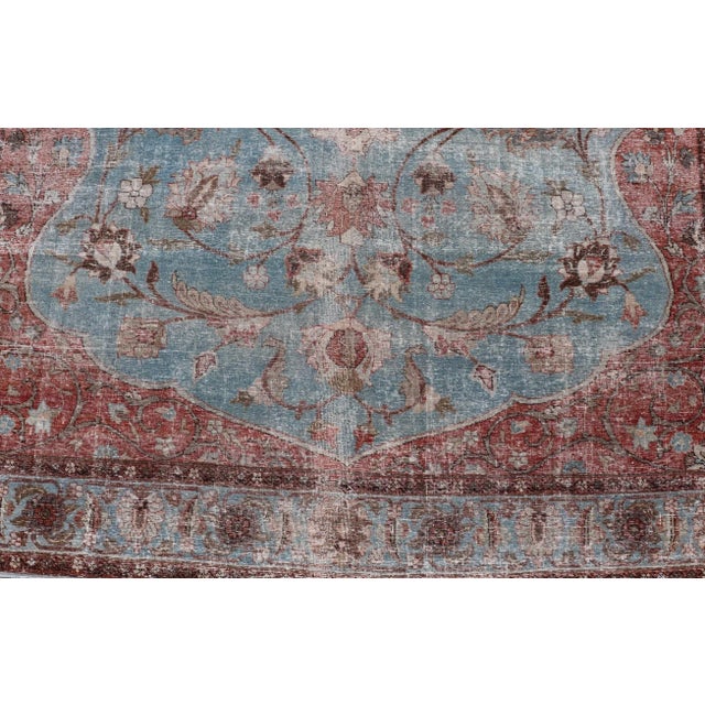 Textile Early 20th Century Antique Persian Tabriz Khoy Rug in Wool With Large Floral Design For Sale - Image 7 of 13