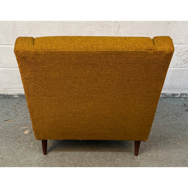 Goldenrod Mid-Century Lounge Chair Attributed Flexsteel For Sale - Image 8 of 10