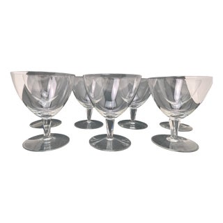 Large Glass Champagne Coupes by Wilhelm Wagenfeld for VLG Weißwasser, 1935, Set of 7 For Sale