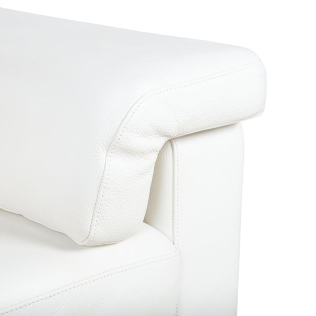 Model 4000 2-Seater Sofa in Cream Leather from Rolf Benz For Sale - Image 4 of 12