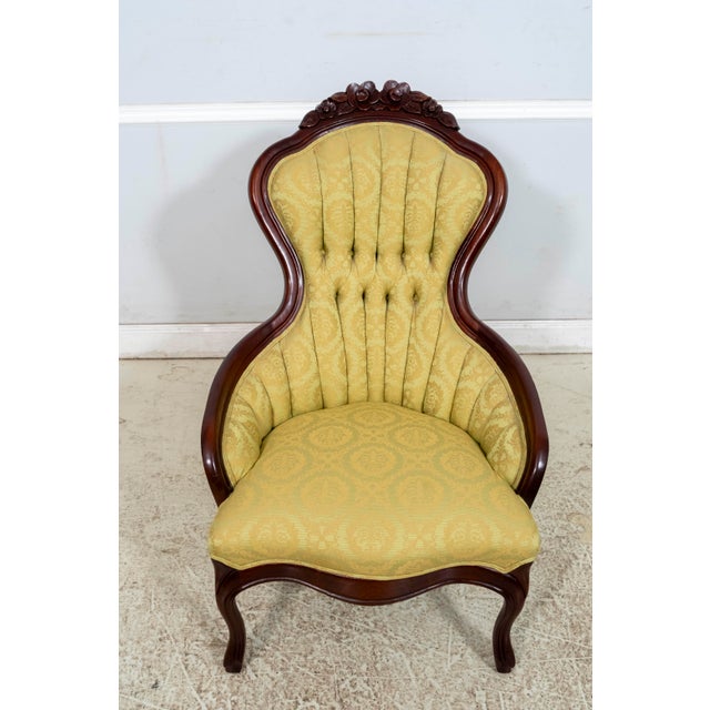Age: Approx: 40 Years Old Details: Walnut Fine Carved Details High Quality Construction Queen Anne Legs & Pad Feet...