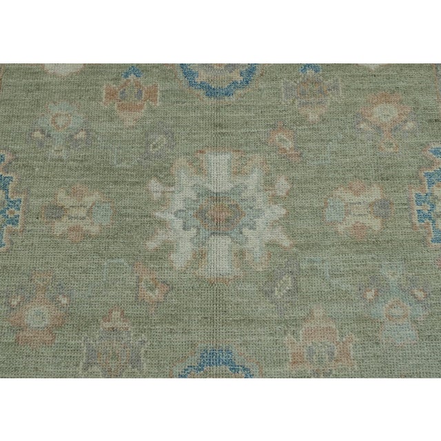 Turkish Oushak Rug 5' x 7' #17957 For Sale In Houston - Image 6 of 8