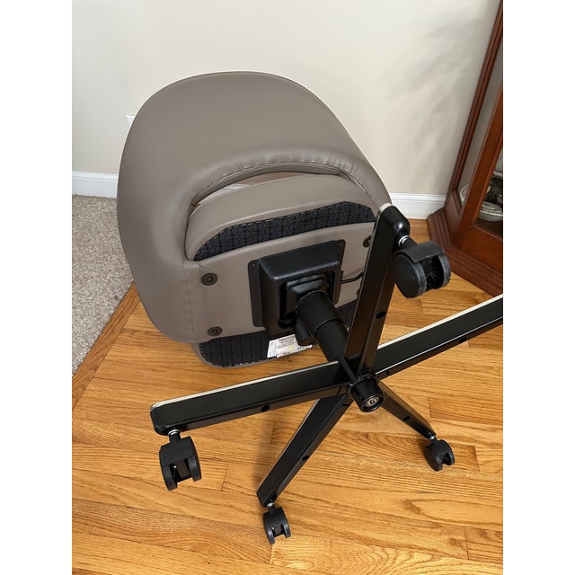 Authentic 2019 Knoll Eero Saarinen Executive Swivel-Tilt Desk Chair in Cadet Grey Volo Leather For Sale - Image 10 of 11