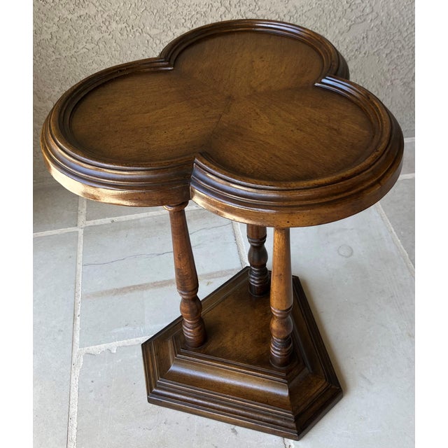 Mid 20th-Century Cricket-Style Trefoil Top Pedestal Base Accent Table For Sale - Image 14 of 18