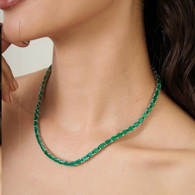 Green 33.30 Ct Green Onyx Tennis Necklace in Sterling Silver Prong Set For Sale - Image 8 of 12