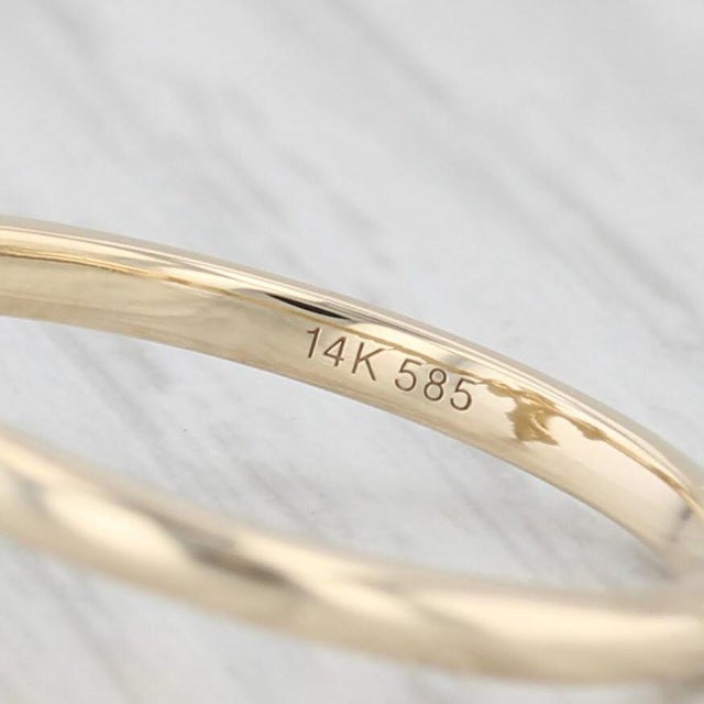 New VS2 Diamond Cross Ring 14k Yellow Gold Size 6.5 For Sale In Greensboro - Image 6 of 8