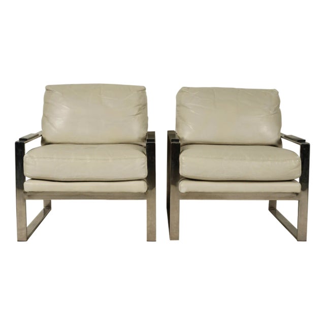 Late 20th Century Pair of Modernist Michael Weiss Collection Leather & Chrome Armchairs by Vanguard Furniture For Sale