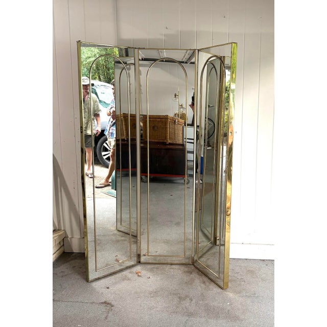1970s Hollywood Regency 1970s Brass Mirrored 3-Panel Screen For Sale - Image 5 of 8