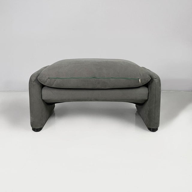 1970s Modern Italian Maralunga Pouf by Vico Magistretti for Cassina, 1970s For Sale - Image 5 of 13