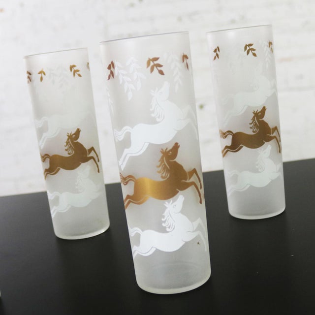 Mid-Century Modern Cavalcade by Libbey Galloping Horse Cocktail Glasses Gold White Pilsner Tom Collins For Sale - Image 6 of 13