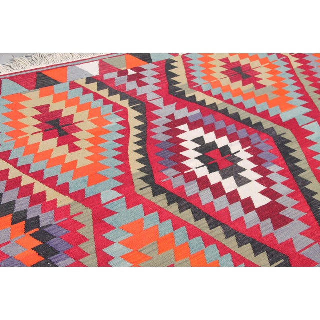 Textile 1960's Handmade Turkish Kilim Rug - 79" X 126" For Sale - Image 7 of 11