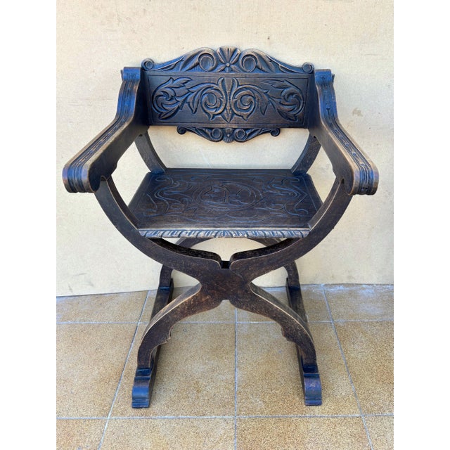 Pair of Spanish Renaissance Revival Carved Savonarola Chairs, Early 20th Century For Sale - Image 6 of 10