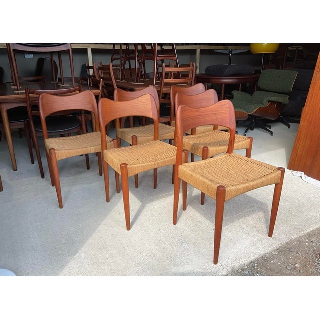 Mid-Century Modern Danish Dining Chairs by Arne Hovmand Olsen for Mogens Kold, Set of 6 For Sale - Image 3 of 17