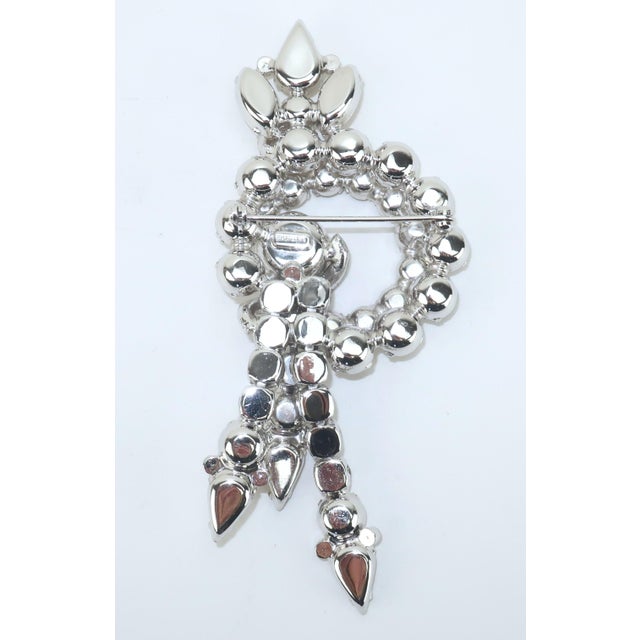 Metal Large Eisenberg Rhinestone Dangle Brooch, 1950's For Sale - Image 7 of 12