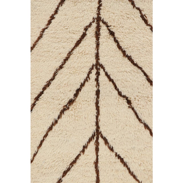 Moroccan Vintage Moroccan Runner Rug in White With Brown Geometric Patterns | Rug & Kilim For Sale - Image 3 of 7