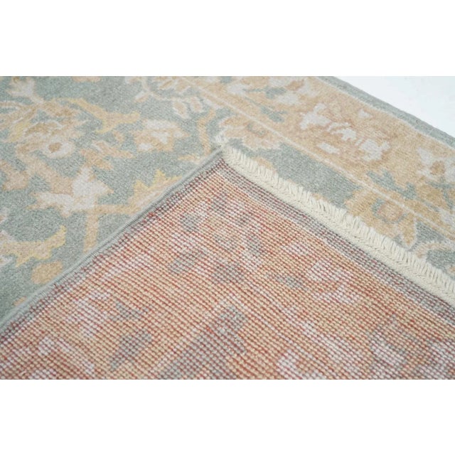 Oushak Rug 4'1'' x 6'1''.