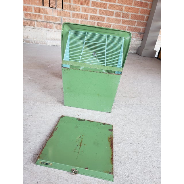 Mid 20th Century Reliance Green Asian Style Birdcage For Sale - Image 12 of 13