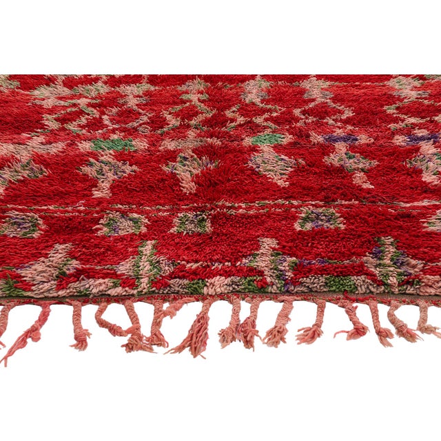 Berber Tribes of Morocco Vintage Boujad Moroccan Rug, 05'07 X 10'01 For Sale - Image 4 of 10