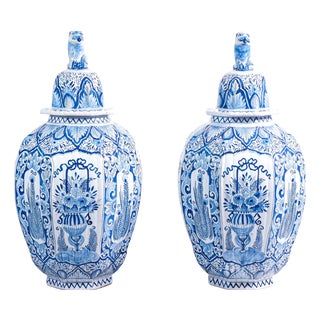 Lidded Vases, Delft, 1800, Set of x For Sale