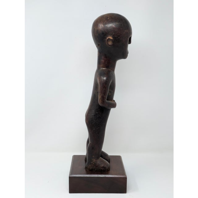 African Hand-Carved Folk Art Ancestor Statue: Nyamwezi People of Tanzania For Sale - Image 3 of 9