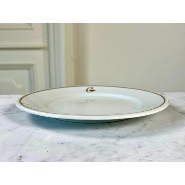 Contemporary Vintage Hôtel De Crillon Paris Plate | Gda Limoges Crowned C Monogram, Gold Rim For Sale - Image 3 of 9