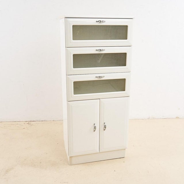 Wood Modern Storage Unit in White Lacquered Wood For Sale - Image 7 of 7