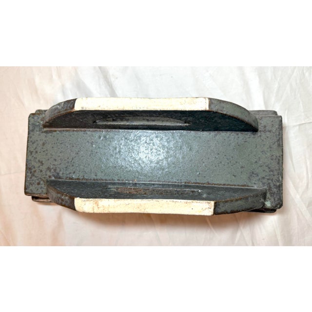 Vintage Mid Century Modern Handmade Green Studio Cubist Pottery Planter Pot Vase For Sale - Image 12 of 12