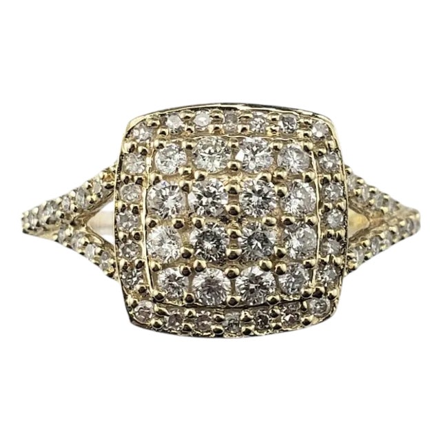Late 20th Century Effy 14 Karat Yellow Gold Diamond Pave Classica Ring, Size 7 For Sale