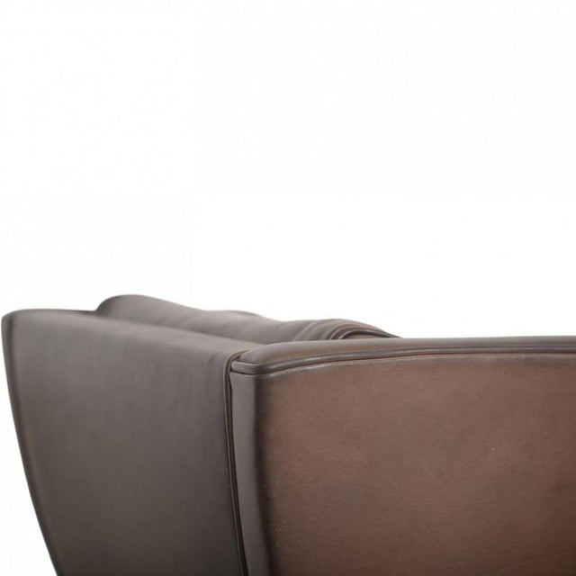 Set of 2204 Wing Chair and Ottoman in Brown Anilin Leather by Børge Mogensen, 2003 For Sale - Image 10 of 18