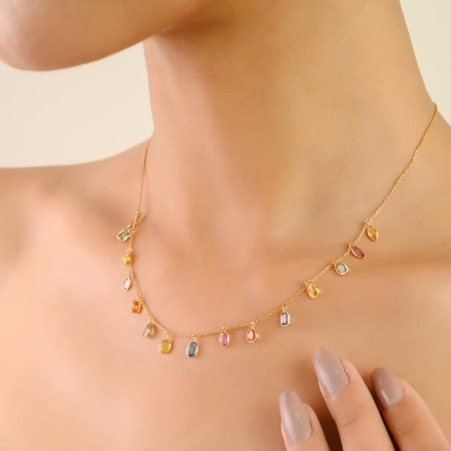 4.45 Ct Natural Multi Color Sapphire Fringe Necklace 18k Yellow Gold by VRJewels For Sale - Image 4 of 13