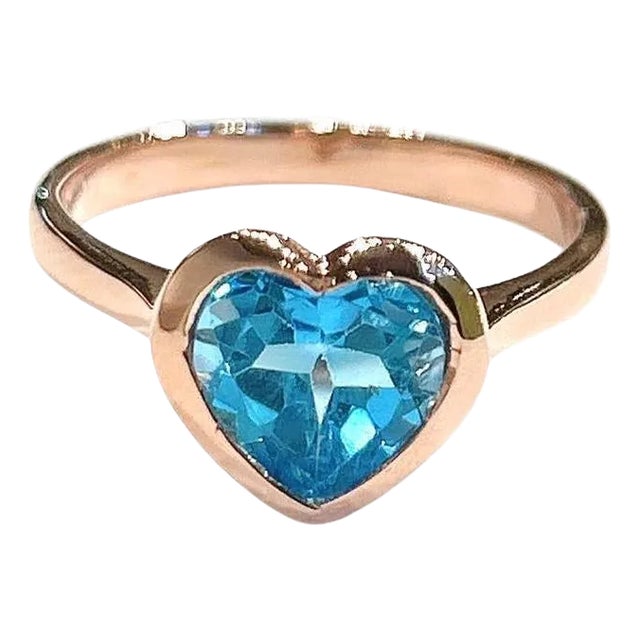 Bochic “Capri” Blue Topaz Heart Shape Ring Set In 18K Gold & Silver For Sale