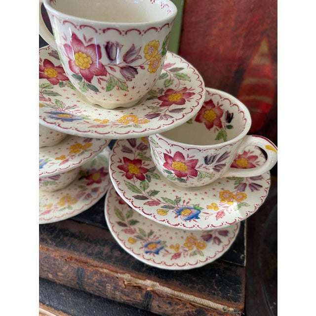 Set of Five (5) Vintage Mason’s English Demitasse and Saucers For Sale - Image 9 of 10