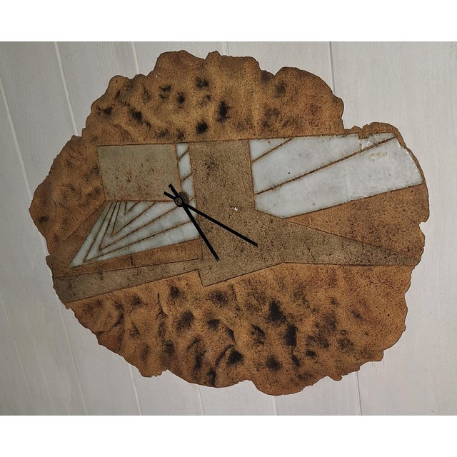 Clockwork mechanism is running This piece has an attribution mark, I am sure that it is completely authentic and take full...