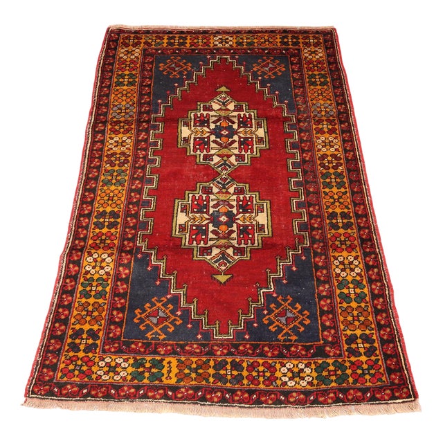 Wool Izmir Rug, Türkiye For Sale