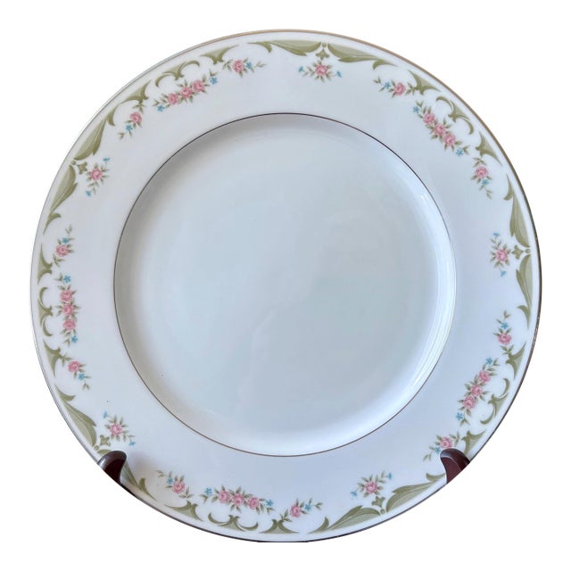 Vintage Dinner Plate by Wyndham China Lizbeth 341 - Pink Roses & Silver Trim For Sale