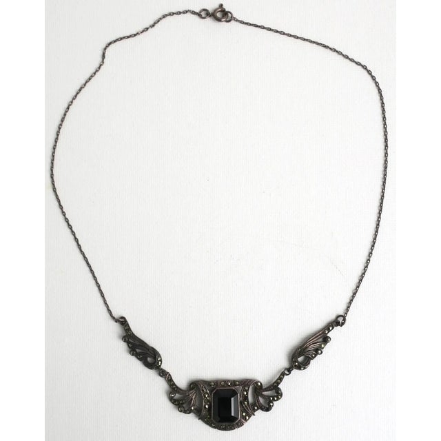 Black Onyx and Sterling Silver Necklace Art Nouveau, Circa Late-20th Century For Sale - Image 4 of 9