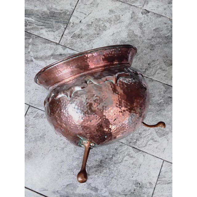 Copper Arts & Crafts Copper Pot with Swing Handle, 1890s For Sale - Image 8 of 8