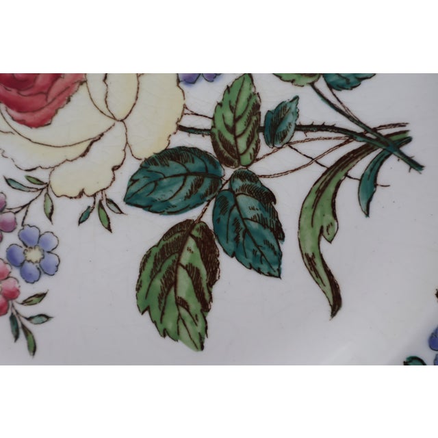 Vintage Wedgwood Etruria English Floral Creamware Salad Plates With Scalloped Green Rims — Set of Four For Sale - Image 13 of 18