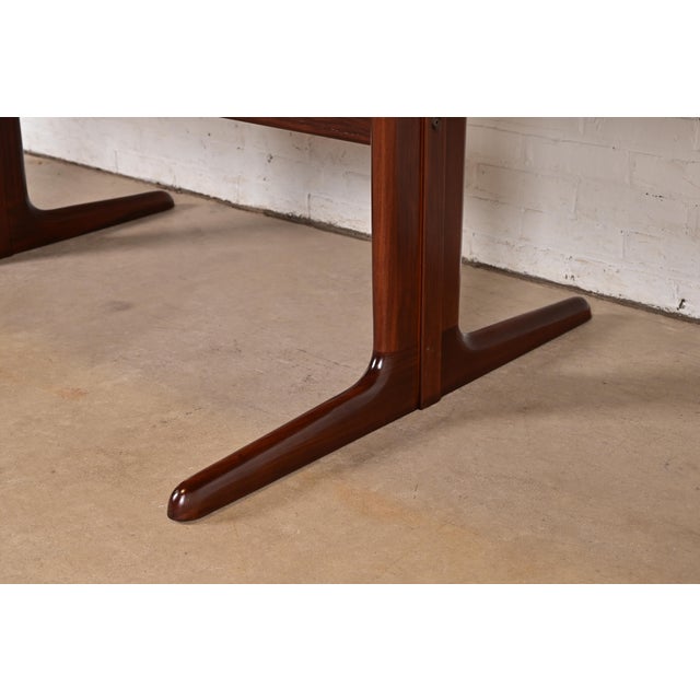 Skovby Danish Modern Sculpted Rosewood Extension Dining Table, Newly Refinished For Sale - Image 11 of 14