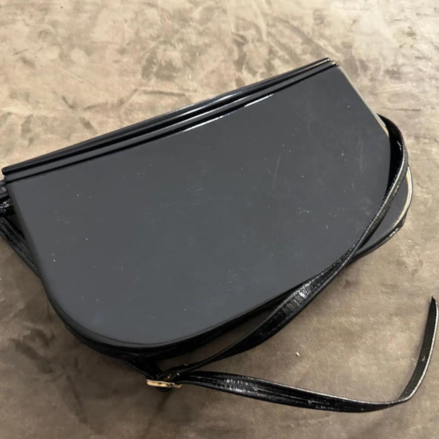 Art Deco 1950s Art Deco Blue Bakelite and Leather Italian Shoulder Bag For Sale - Image 3 of 9