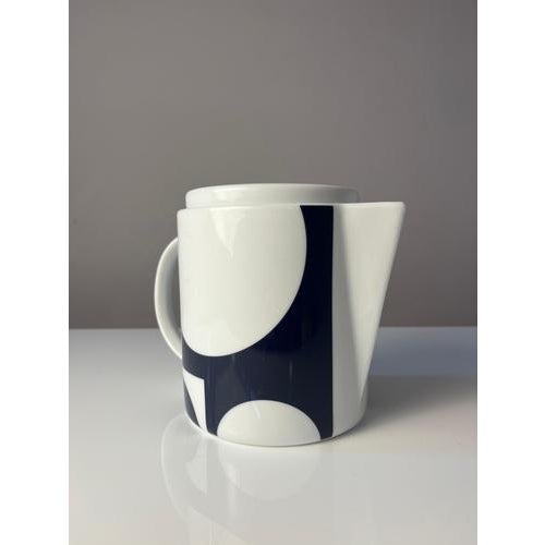 Dark Blue and White Teapot with Geometry Print by Verner Panton for Menu For Sale - Image 11 of 11