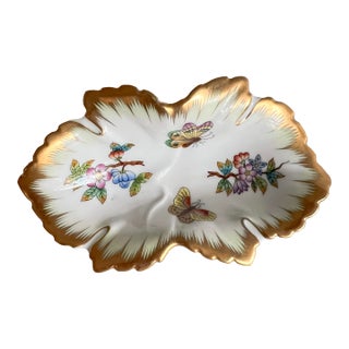 Herend Queen Victoria Hand-Painted Butterfly Dish, Hungary, Mid-20th Century For Sale