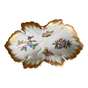 Herend Queen Victoria Hand-Painted Butterfly Dish, Hungary, Mid-20th Century