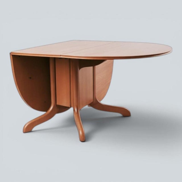 Mid-Century Teak Oval Drop Leaf Gateleg Dining Table by Morris of Glasgow, 1960s For Sale - Image 3 of 10